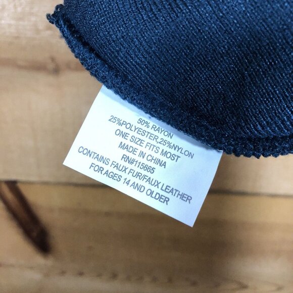 Star Wars Jedi Knight Council Snow Hat Beanie Outdoors Fuzzy Pom Pom - Picture 9 of 10